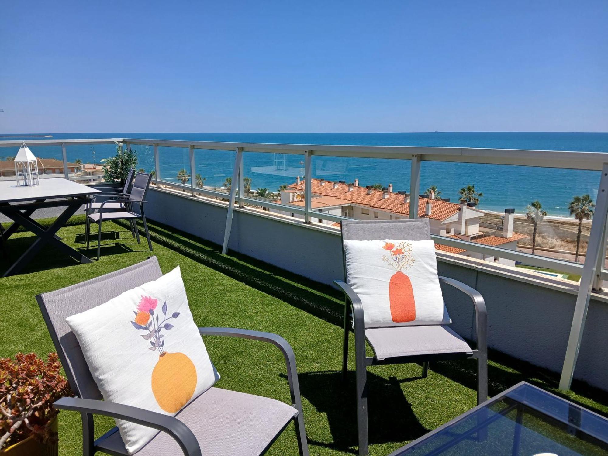 Precioso Atico Frente Al Mar Reformado 2025 Apartment Peniscola Bagian luar foto